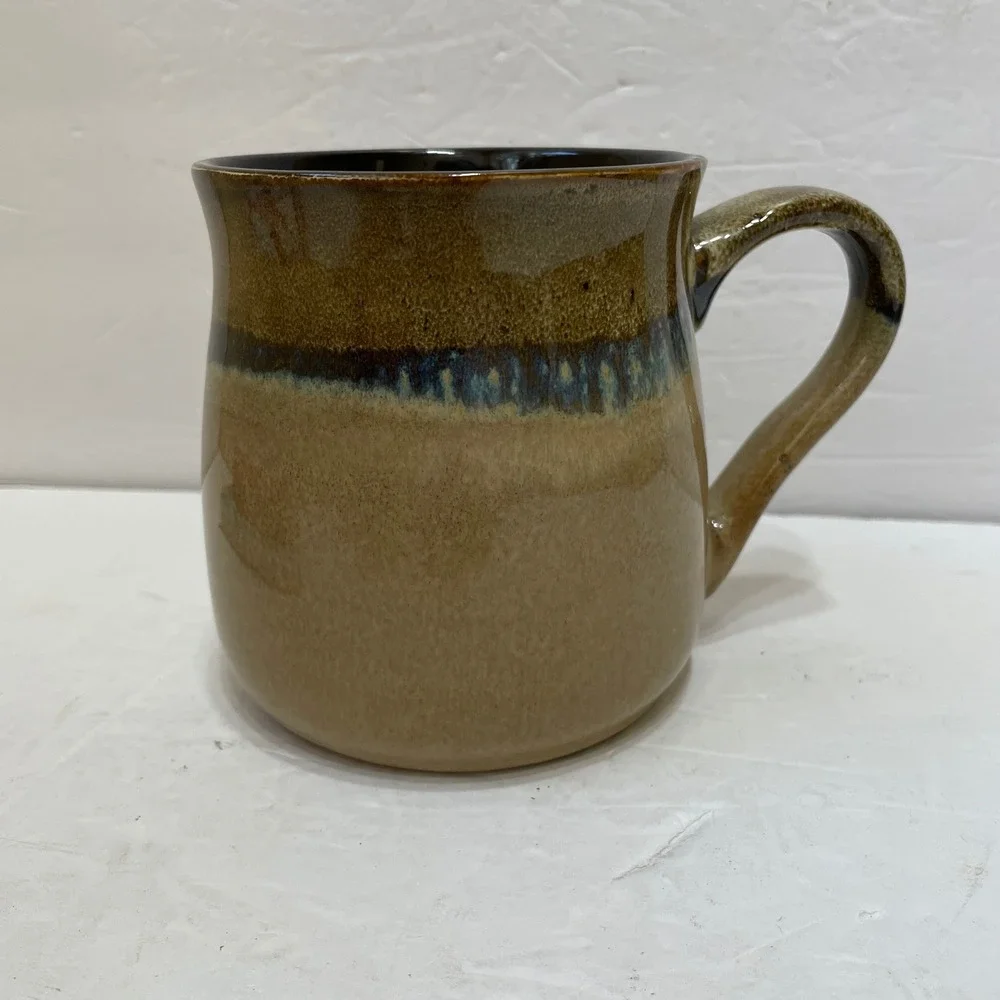 BOSTON WAREHOUSE TRADING‎ COMPANY STONEWARE MUG